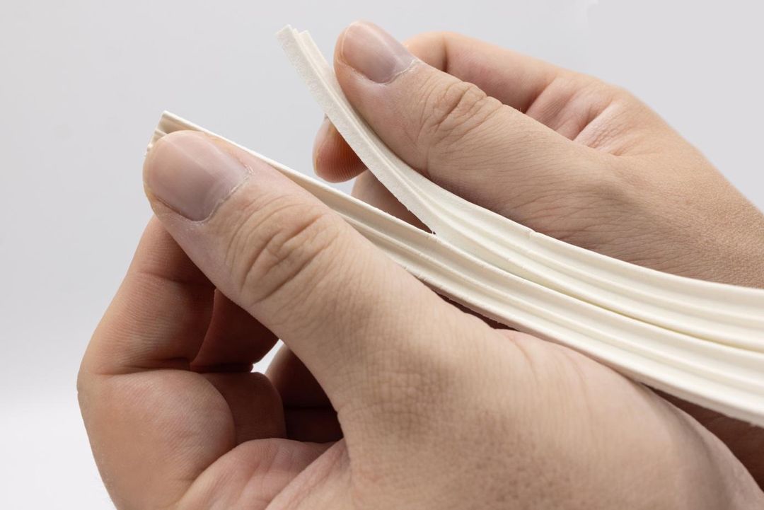 Laro Türdichtung Weiß 1,5mmx3mm 3x6m/6x6m/9x6m Selbstklebendes Profil